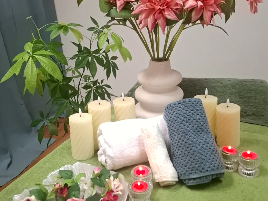 Candles and towels